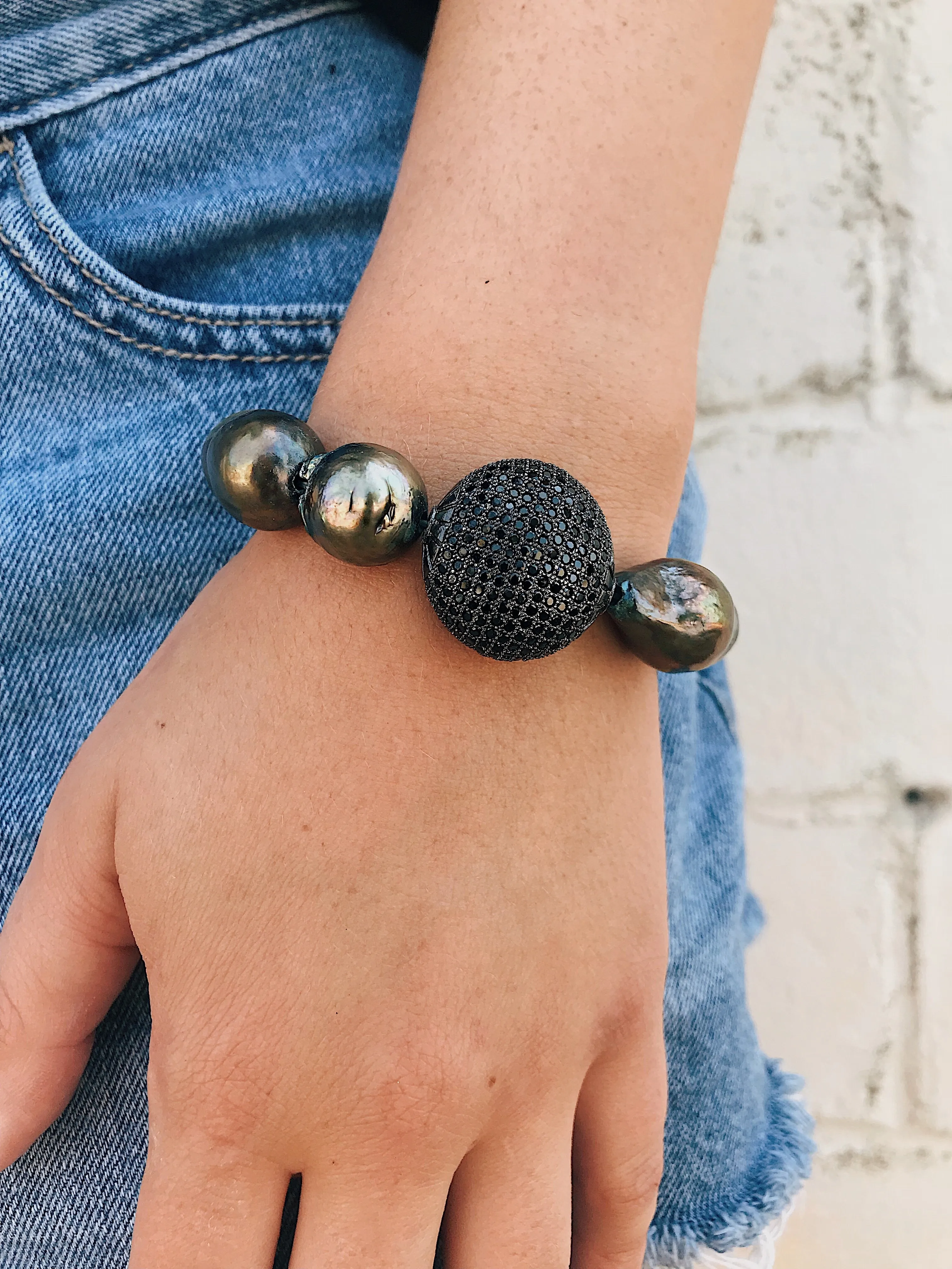 Baroque Pearl Bracelet // CZ Connecto