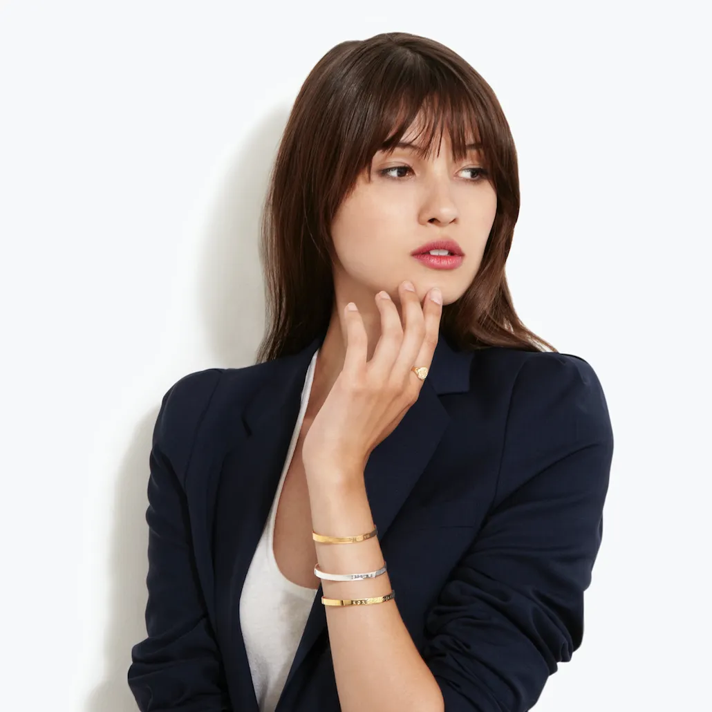 CIELA SKINNY BANGLE- CENTER DIAMOND ACCENT