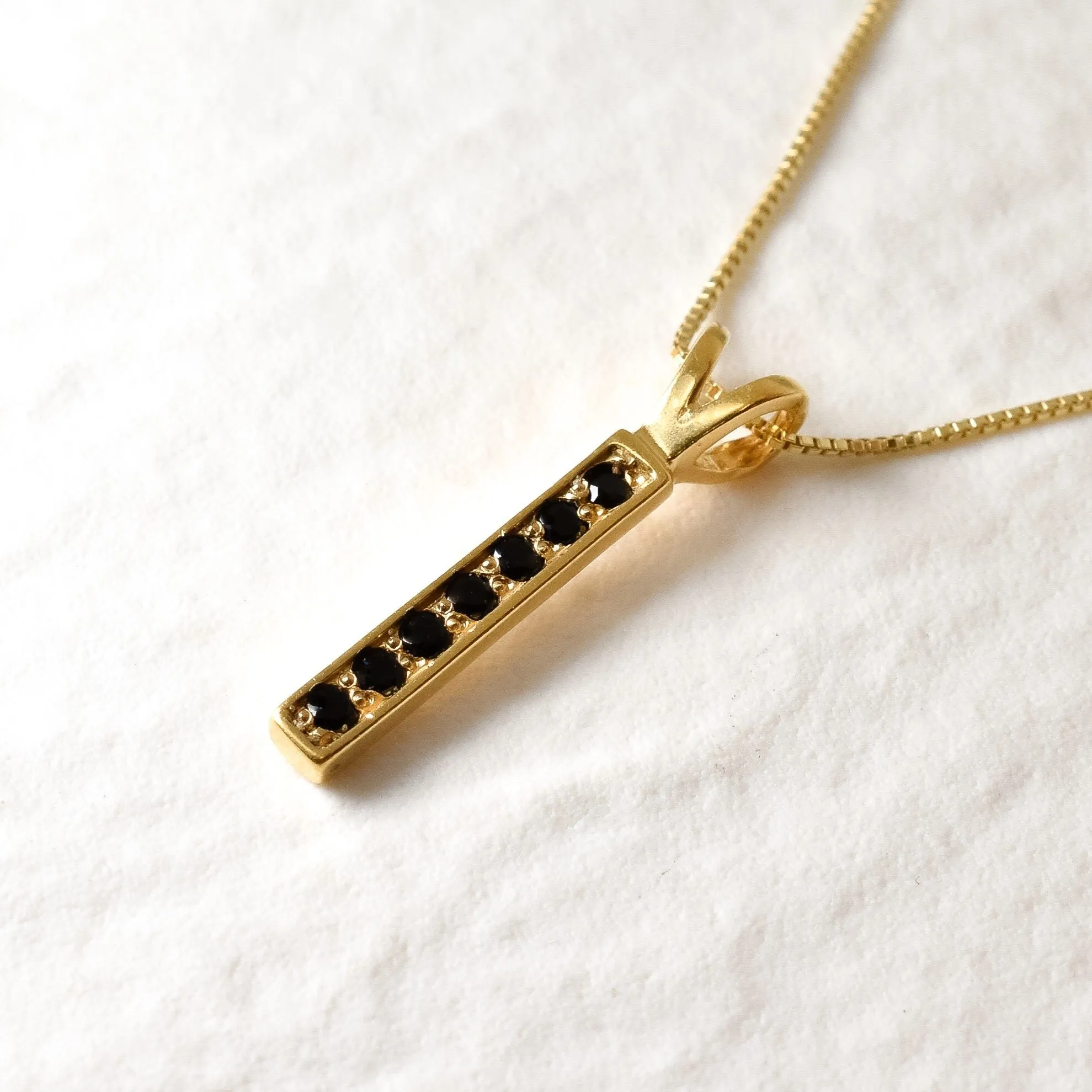 Dainty Onyx Pendant - Black Vertical Necklace - Onyx Bar Necklace