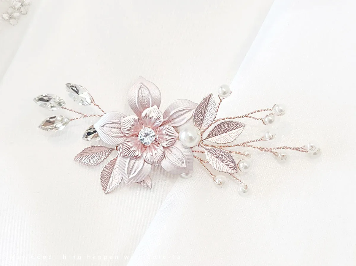 Elegant Double Flower Brooch (3 Colors)