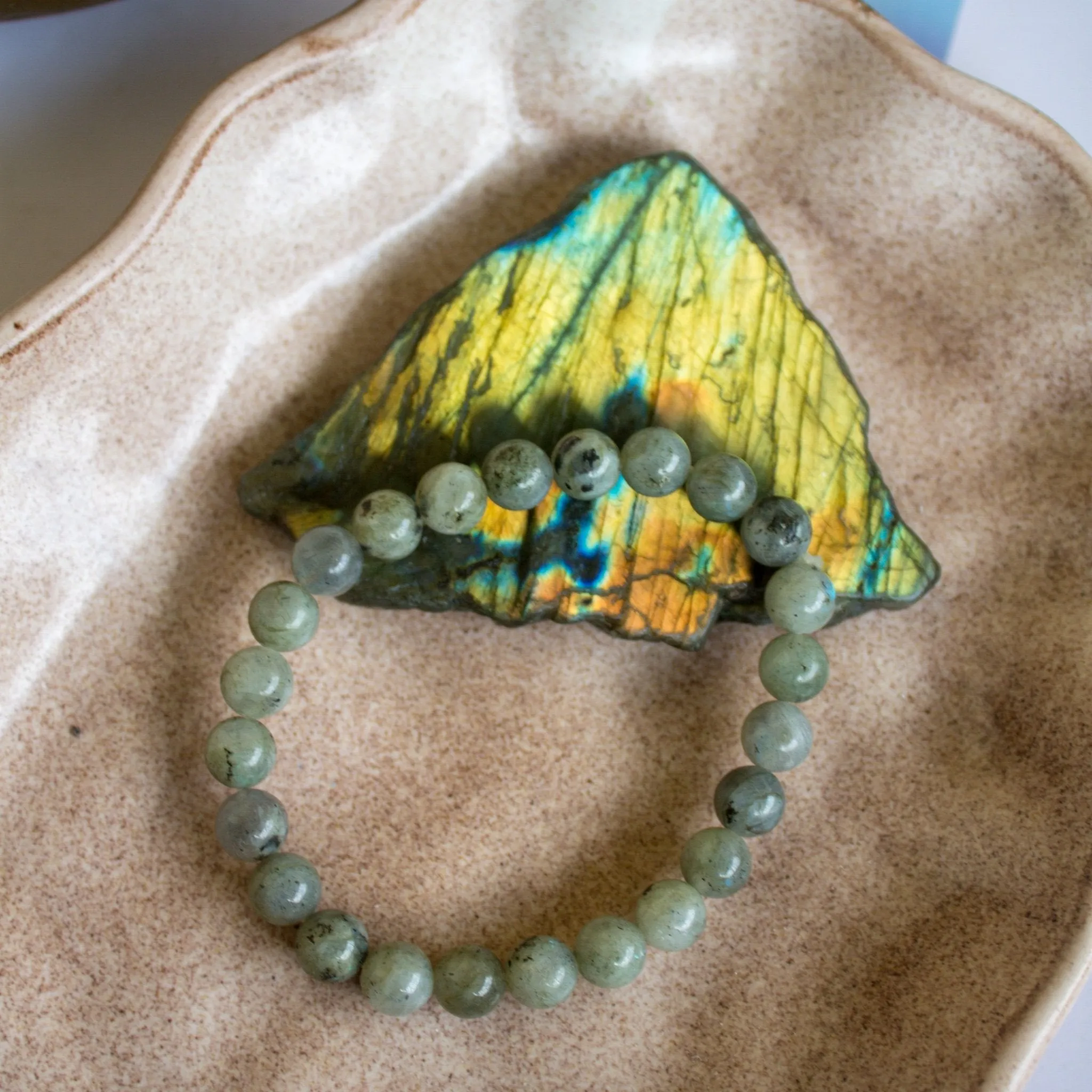 Gaea Crystals - Labradorite Bracelat