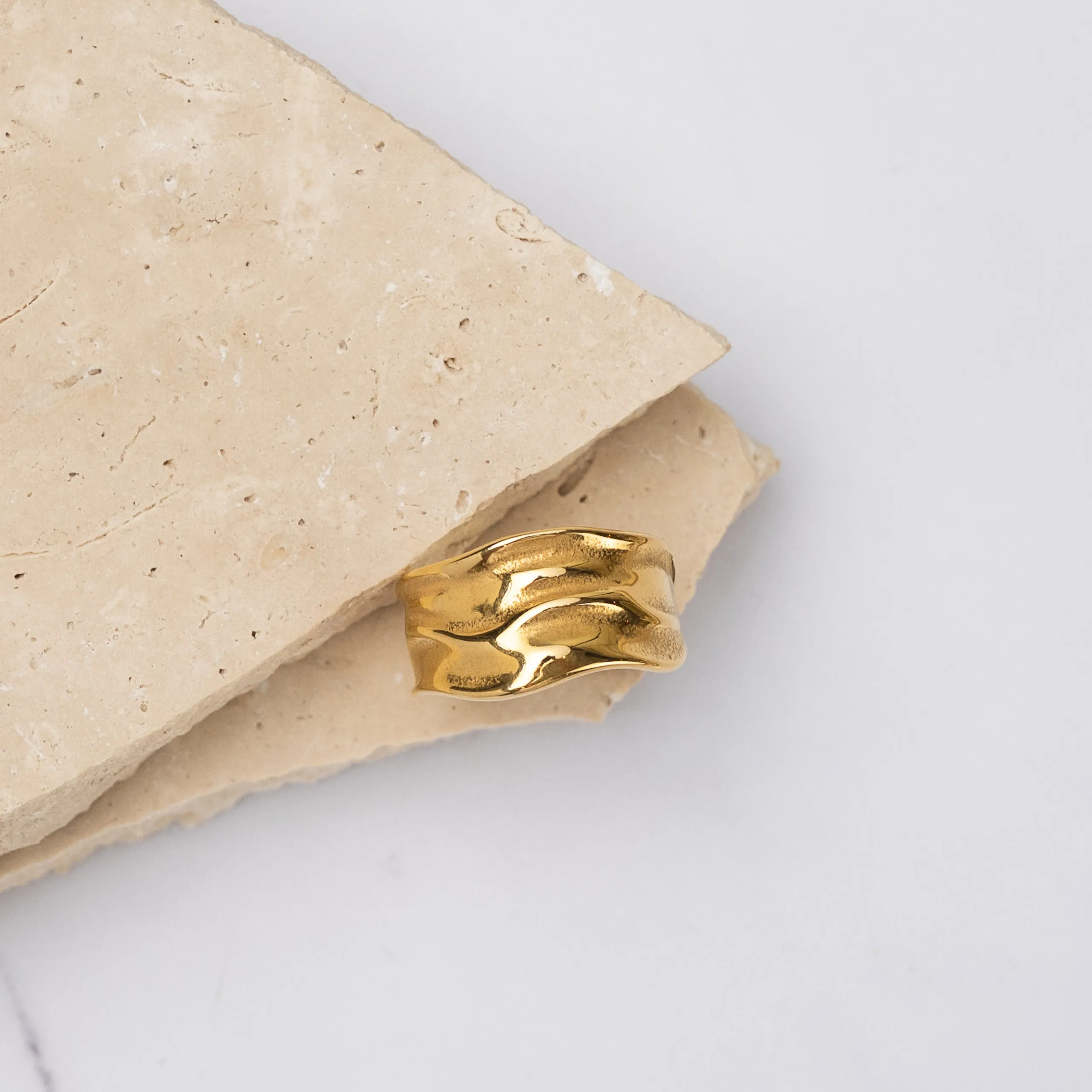 Katerina 18k gold plated wave ring