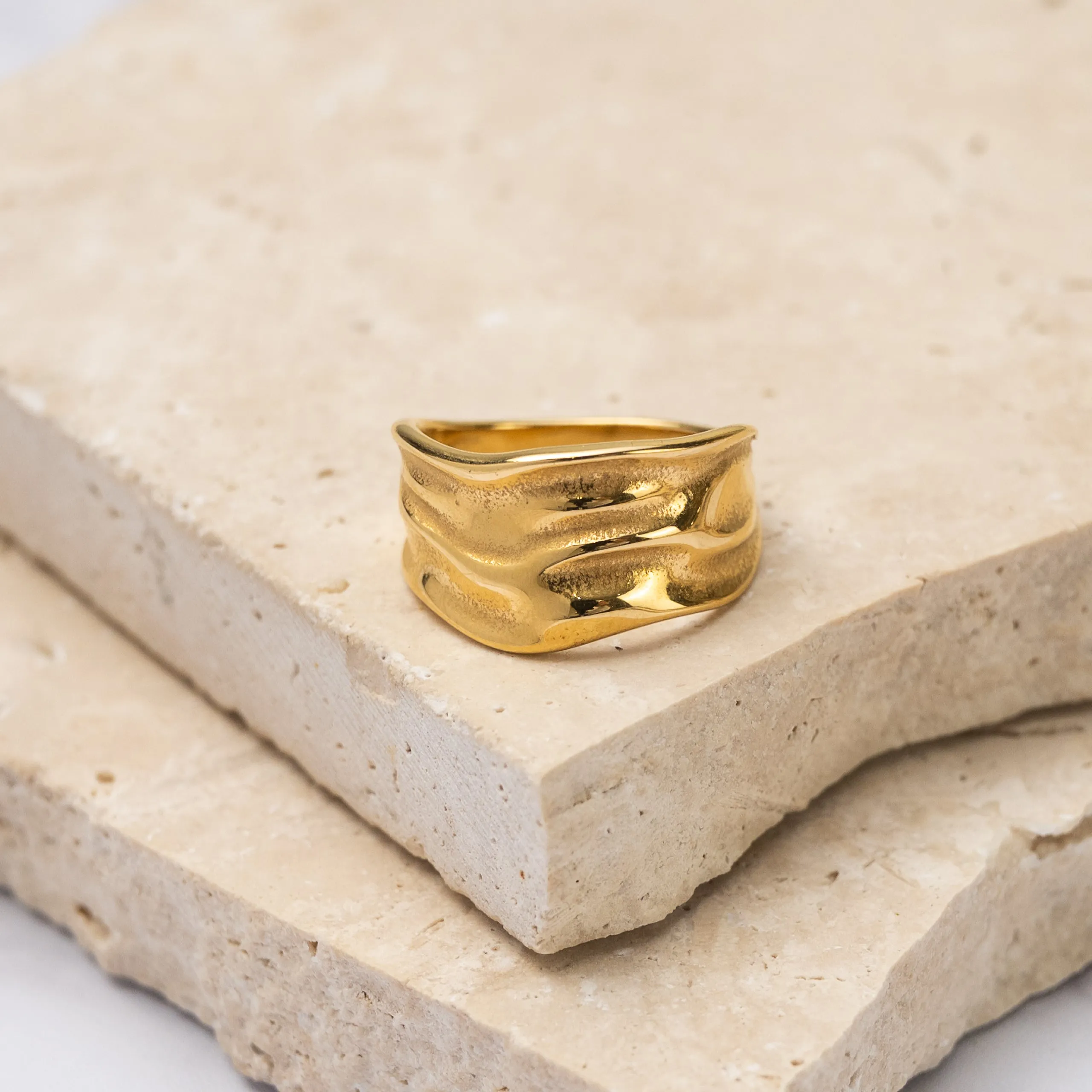 Katerina 18k gold plated wave ring