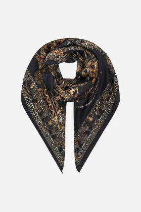 LARGE SQUARE SCARF MASKED AT MOONLIGHT