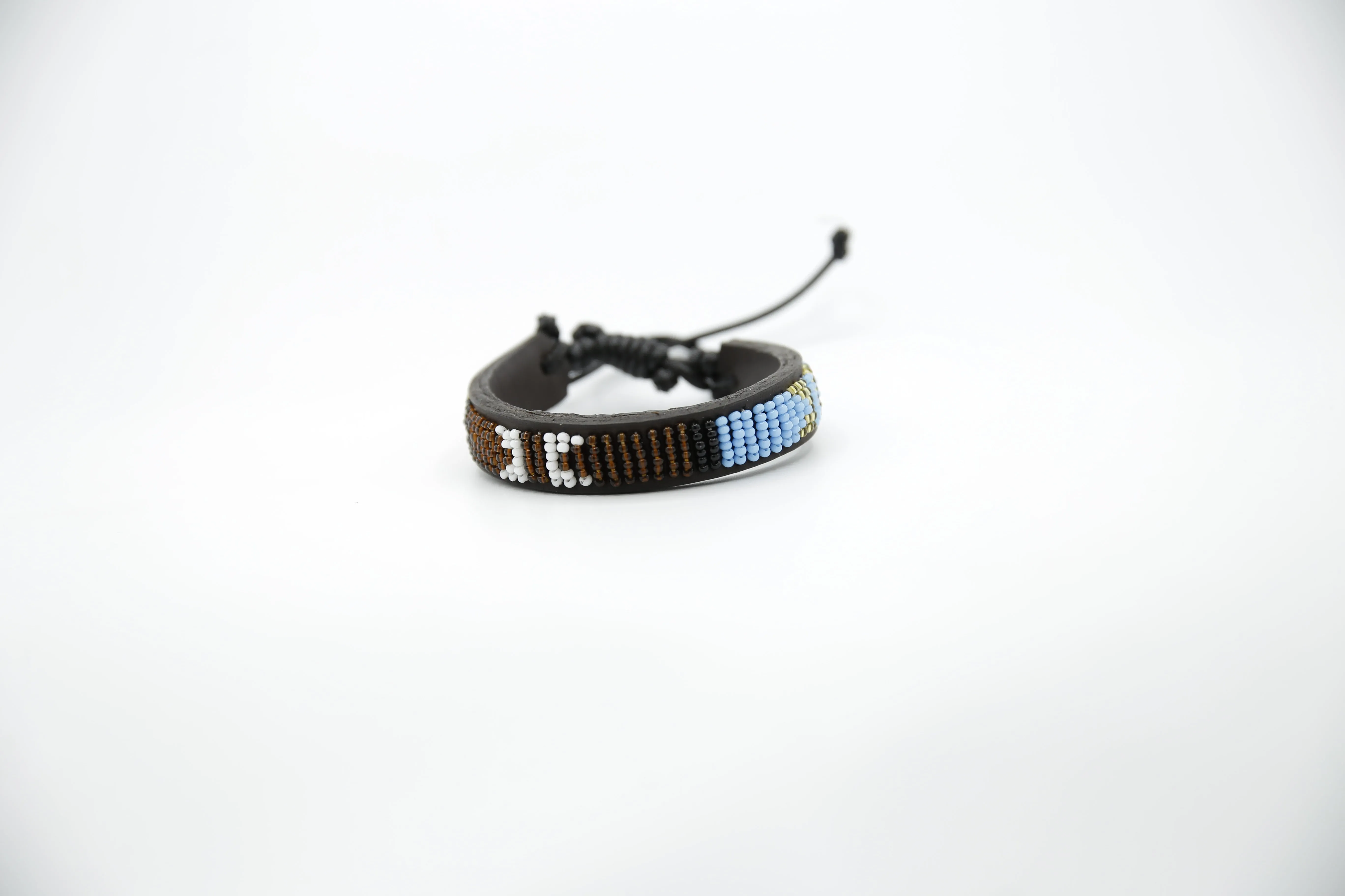Maaai Beaded Bracelet 23 - Adjustable Cord