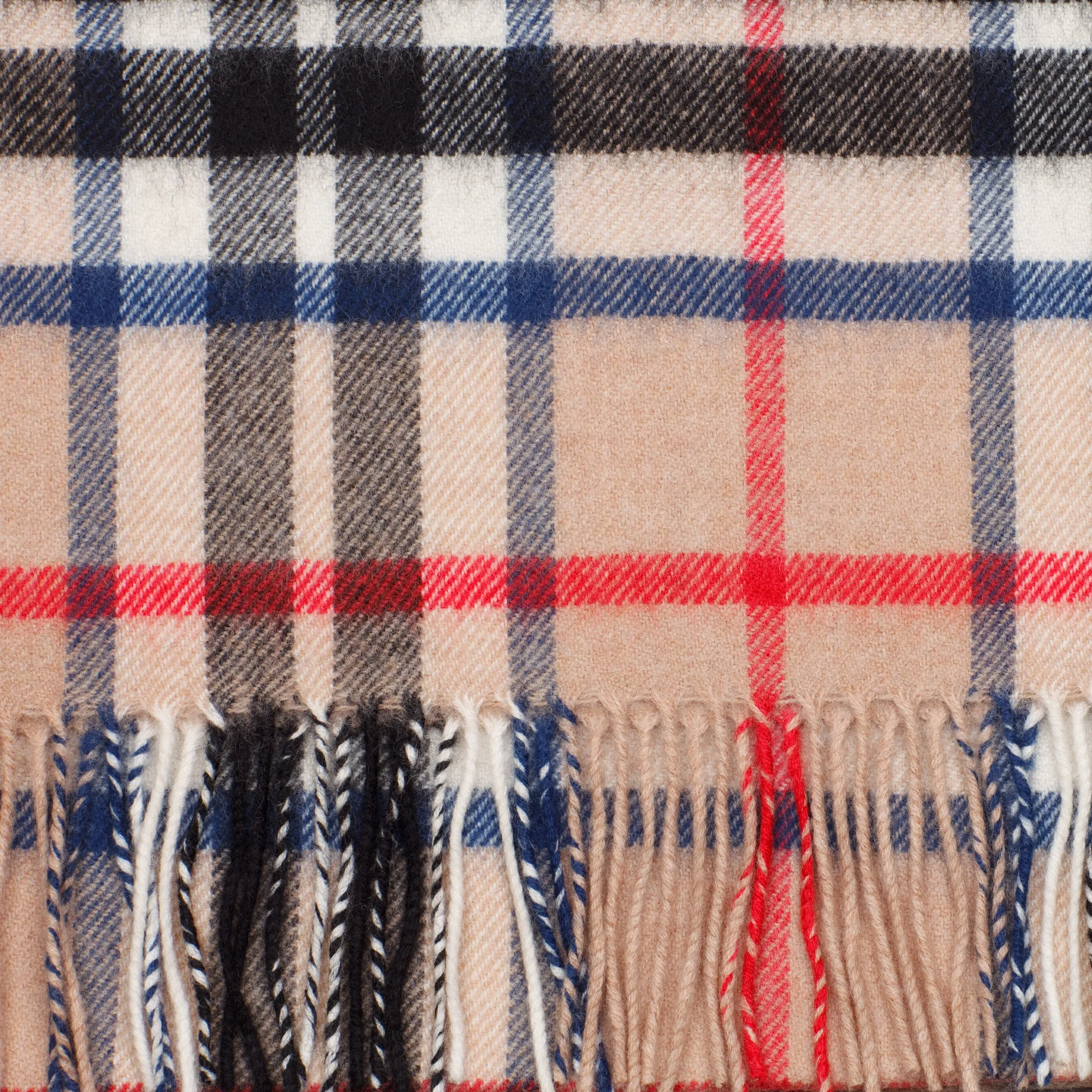 Oversized lambswool scarf in Camel Thompson Tartan