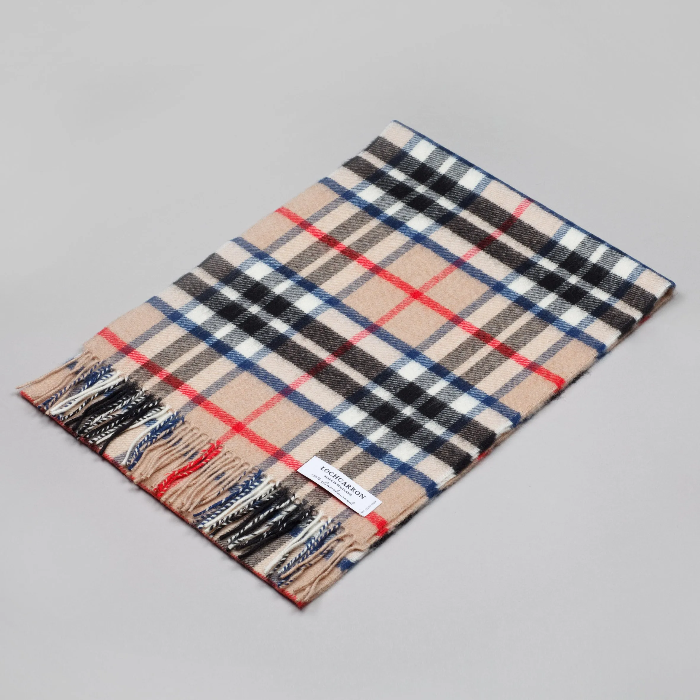 Oversized lambswool scarf in Camel Thompson Tartan
