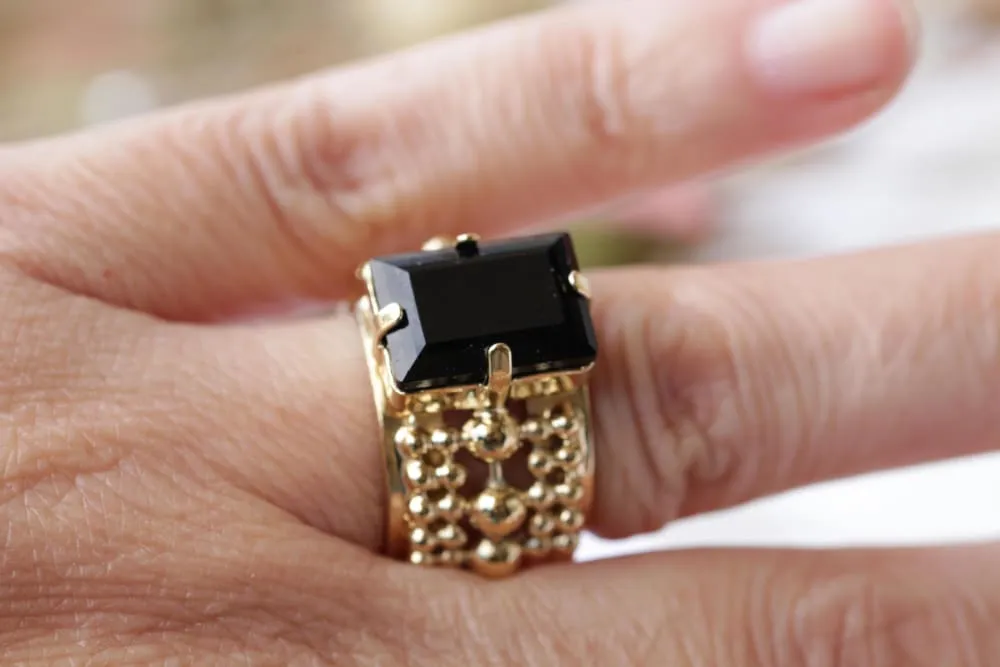PEACH GOLD RING