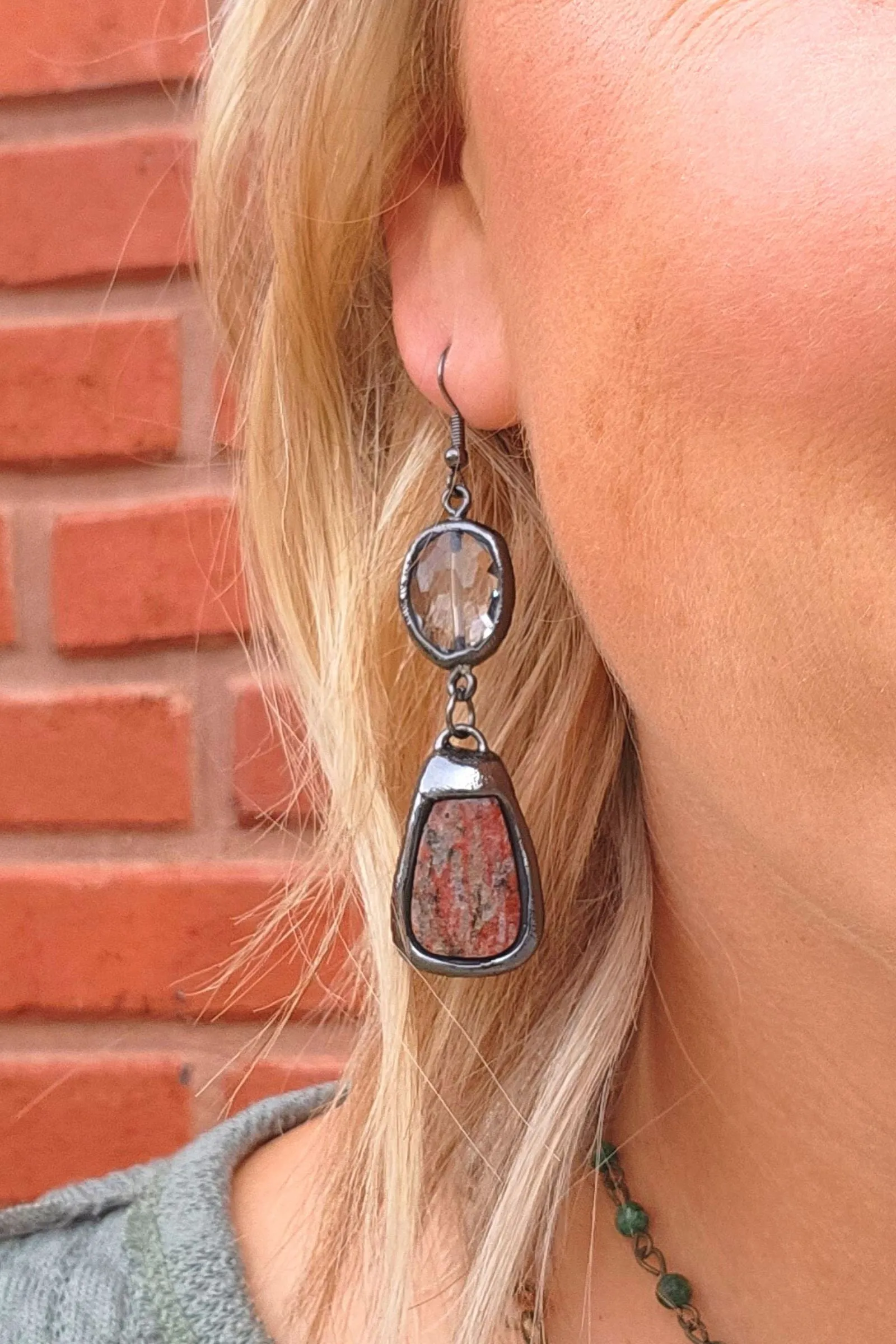 Pica Crystal Stone Earrings