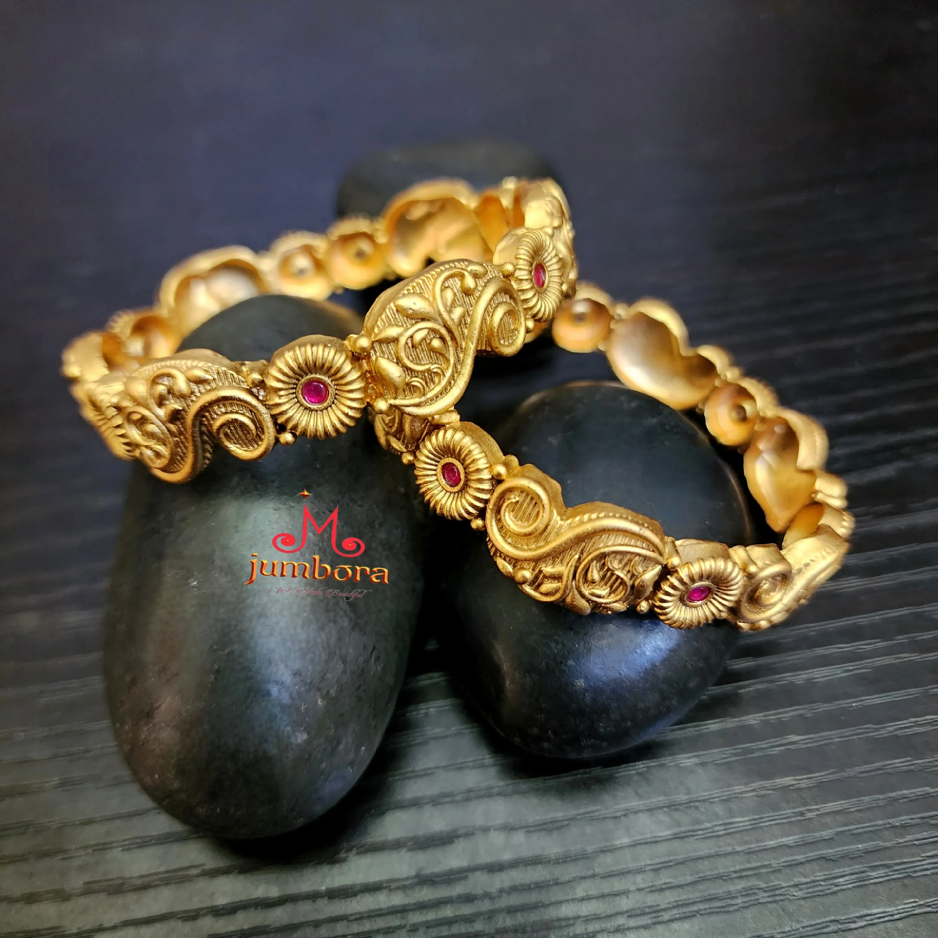 Rajwadi Gold Finish Mango Kemp Bangle