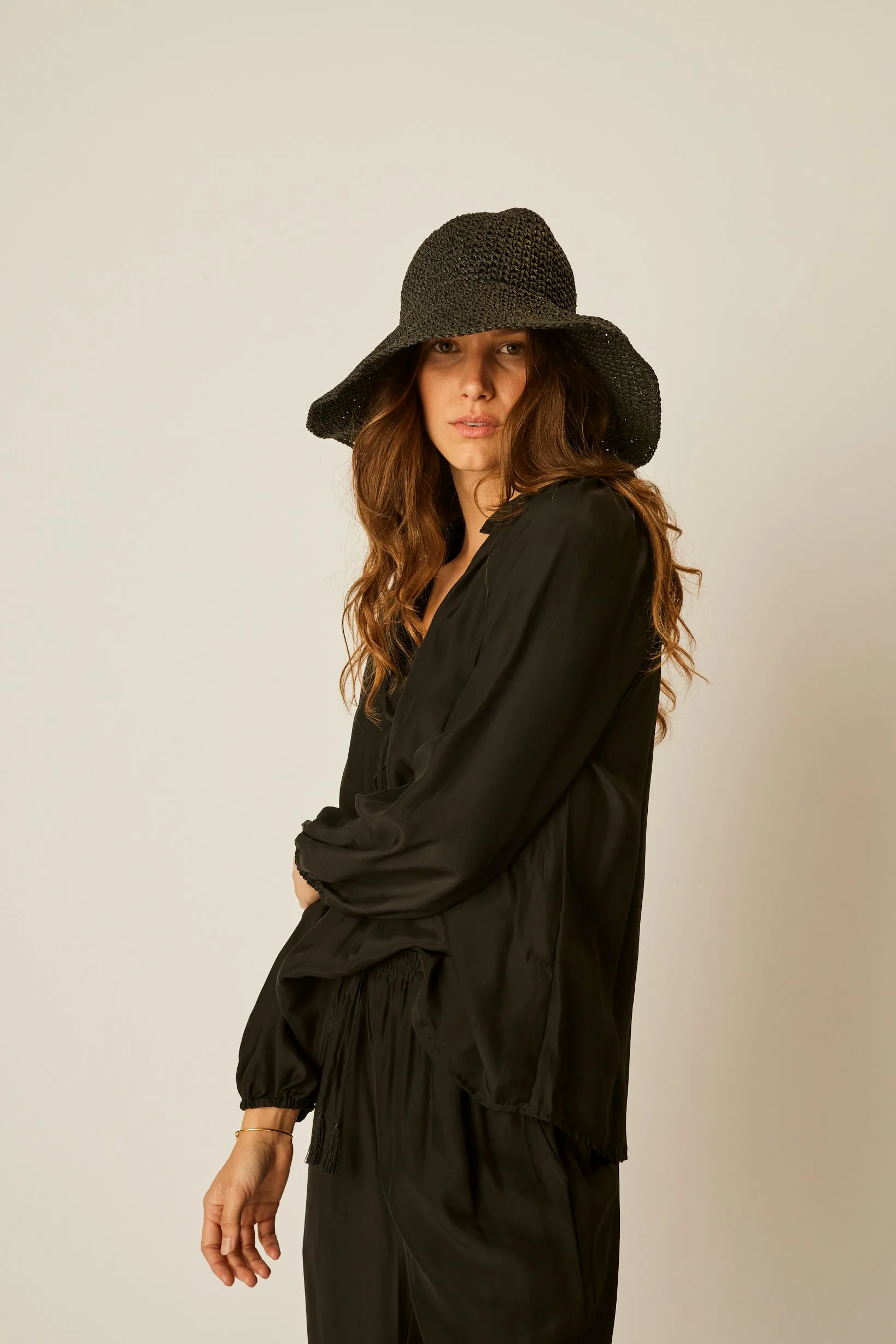 STRAW BUCKET HAT