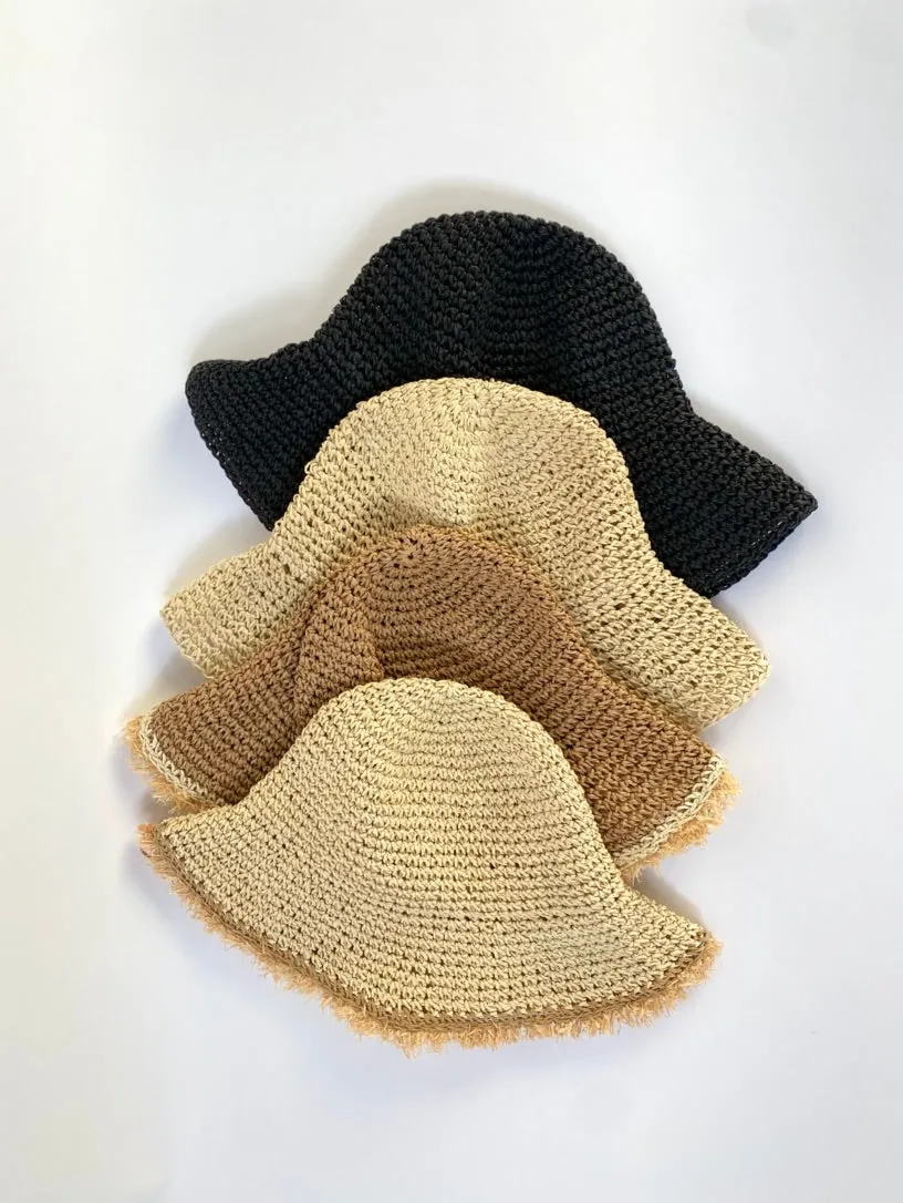 STRAW BUCKET HAT