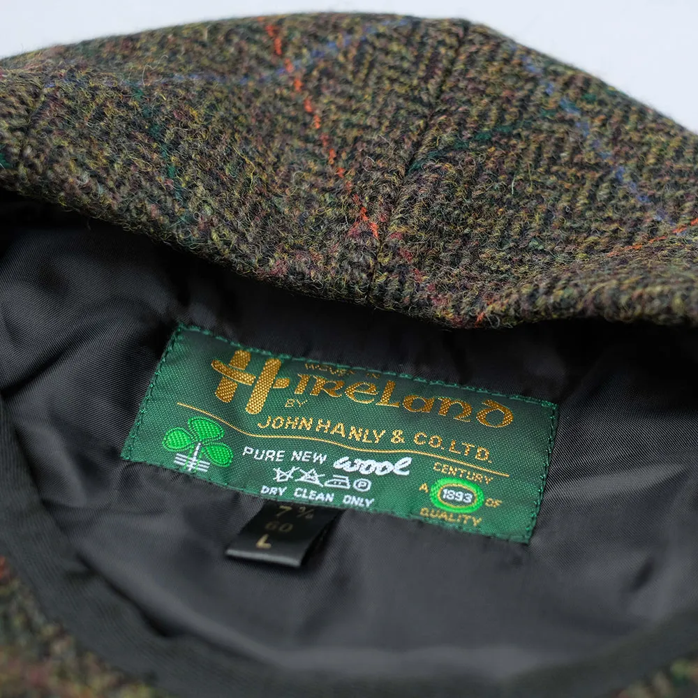 Tweed Flat Cap in green windowpane