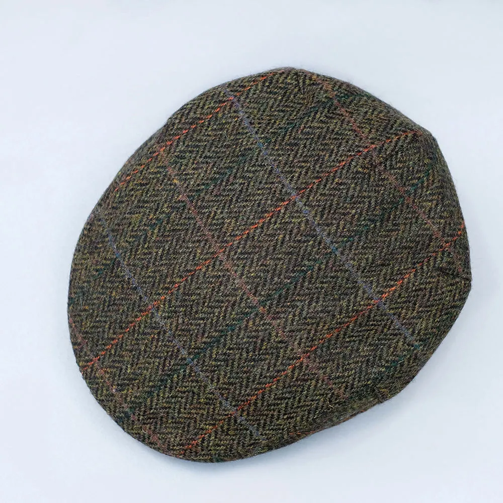 Tweed Flat Cap in green windowpane