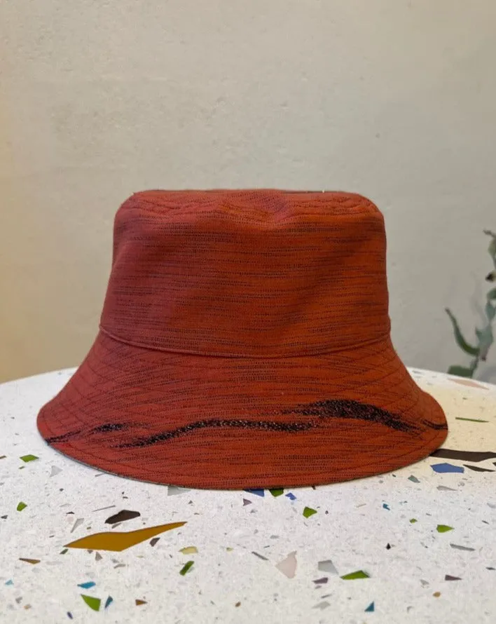 UPCYCLED KIMONO BUCKET HAT・AKA/SHIRO 赤白